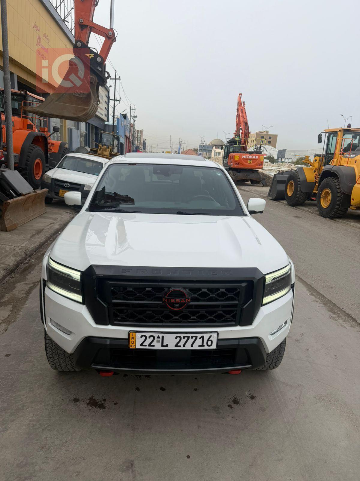 نيسان فرونتر